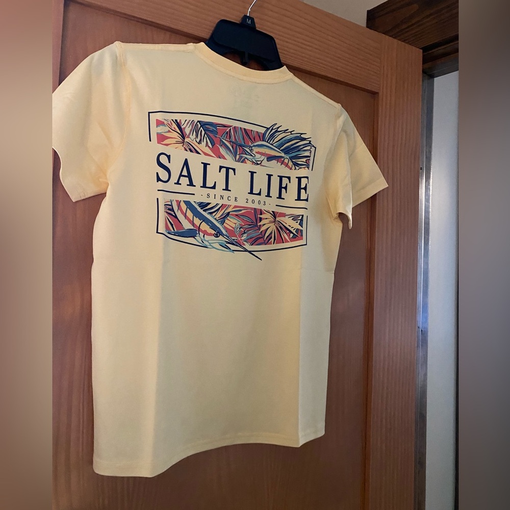 Salt Life Boy’s Yellow Short Sleeve Lush Canopy SLX (Drifit) Shirt NWT Size M